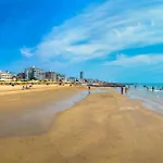 Apartment In Lido Di Jesolo 54505